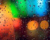 伤感朦胧雨水滴在玻璃窗户唯美个性图片