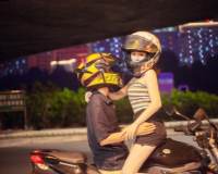 情侣摩托车图片 情侣摩托车骑行的照片