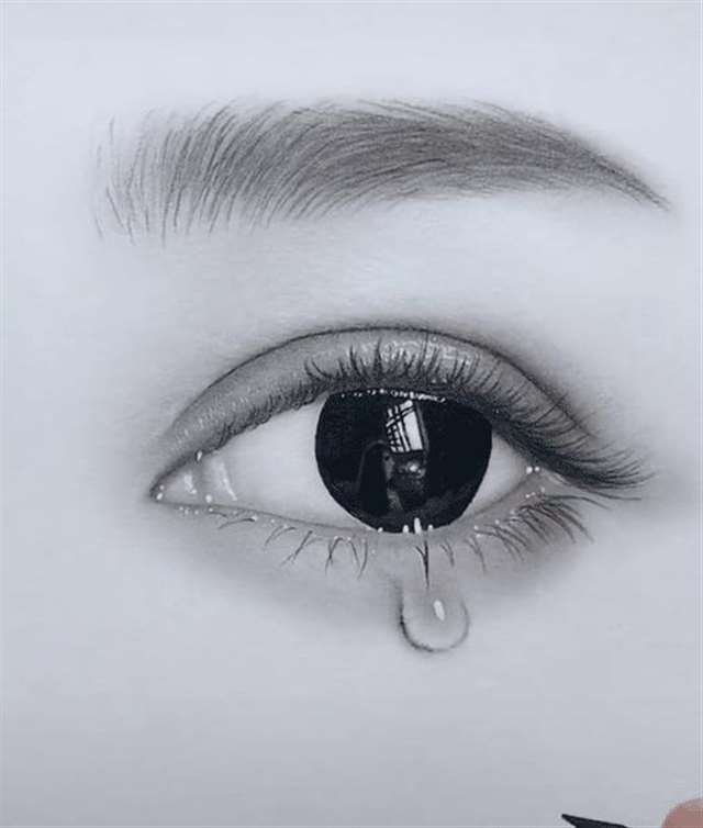 美术生画流泪的眼睛,网友看到后伤心了,:是紫霞仙子的