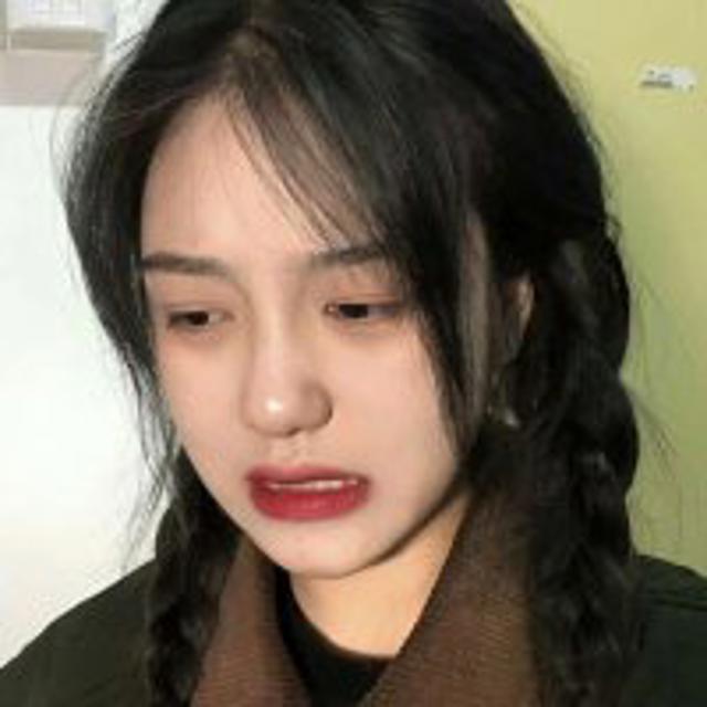 分手失恋让人心疼的伤感女生头像盐以待人甜以待已