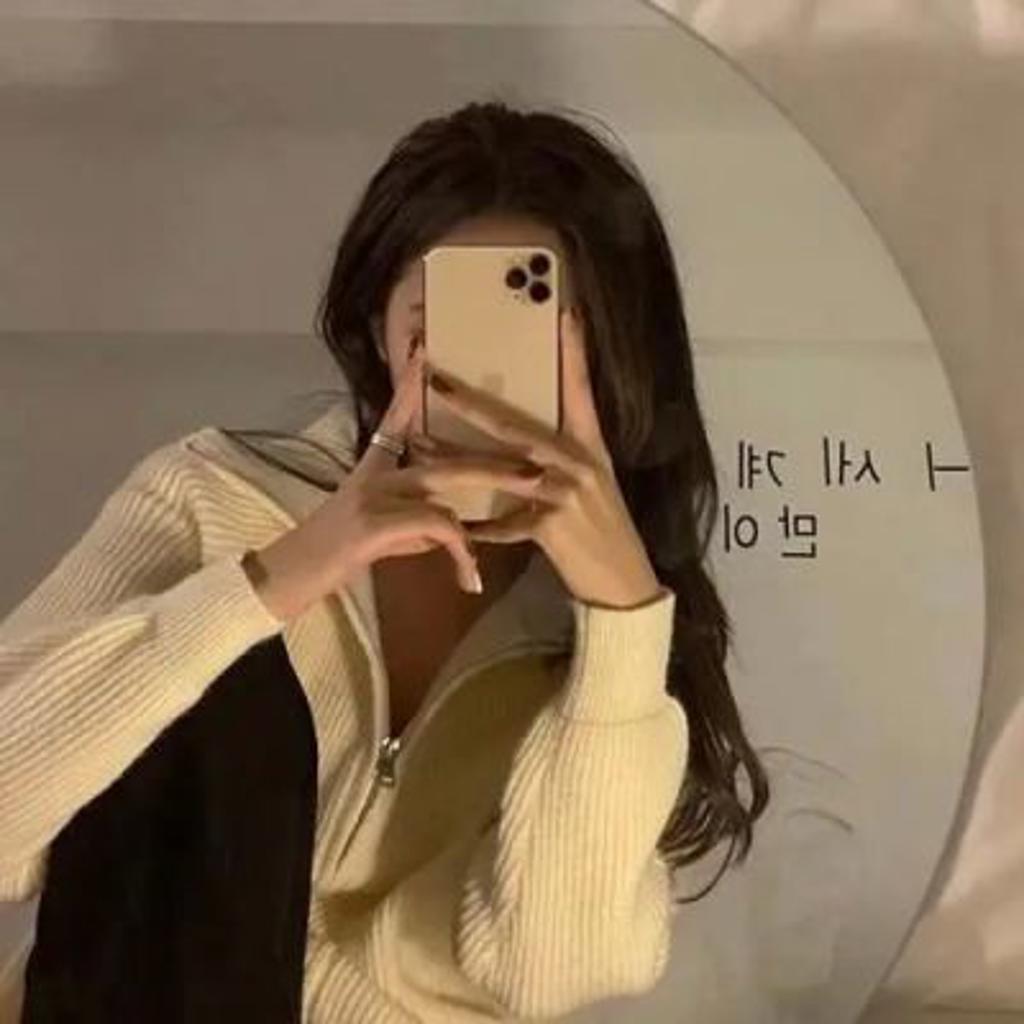 伤感女生头像真人高清很丧 2022很丧很抑郁的女头真人