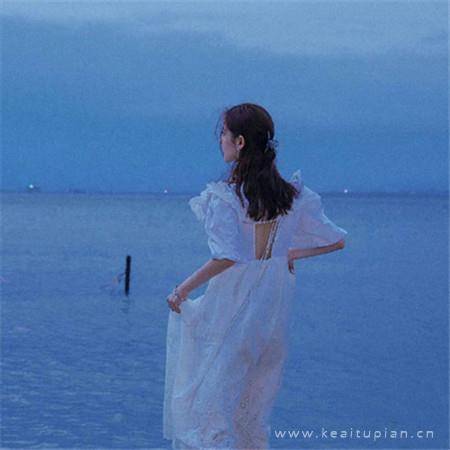 蓝色系小清新唯美背景图片_最漂亮的蓝色唯美图片