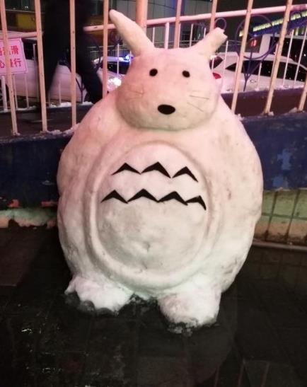 搞笑的雪人造型唯美图片大全