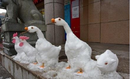 搞笑的雪人造型唯美图片大全