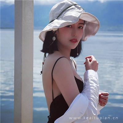 好看养眼的气质美女唯美自拍图片