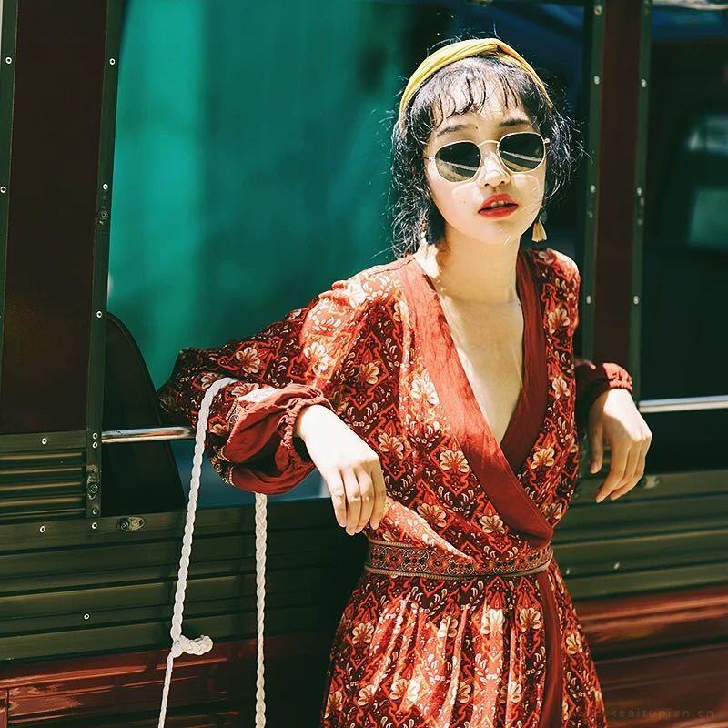 领略草原风光的美女风景美照图片大全