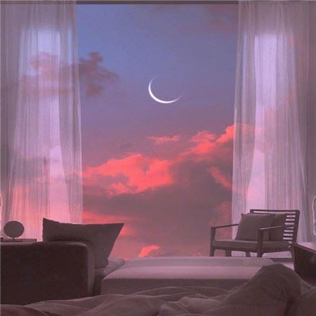 弯弯月牙唯美粉色滤镜壁纸图片