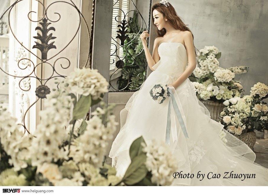 清新唯美花房婚纱摄影高级写真图片