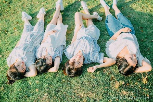 闺蜜四人友谊长存唯美图片大全