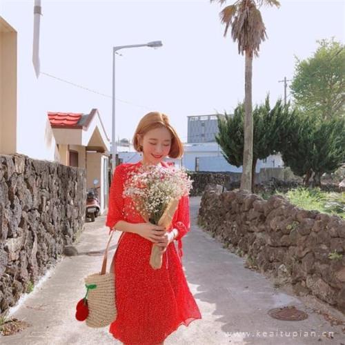 甜美清新迷人的女生微信励志正能量图片