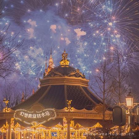 迪士尼城堡上空盛放的烟花唯美背景图片