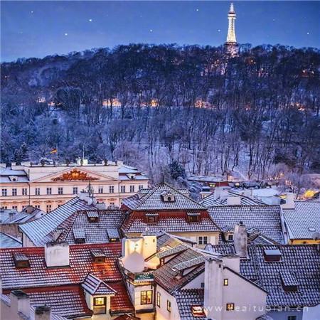 跨年专属布拉格浪漫冬日夜幕降临唯美景色图片