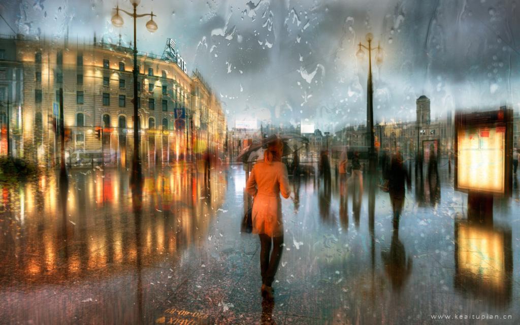 一起撑伞走过圣彼得堡的雨天图片壁纸大全