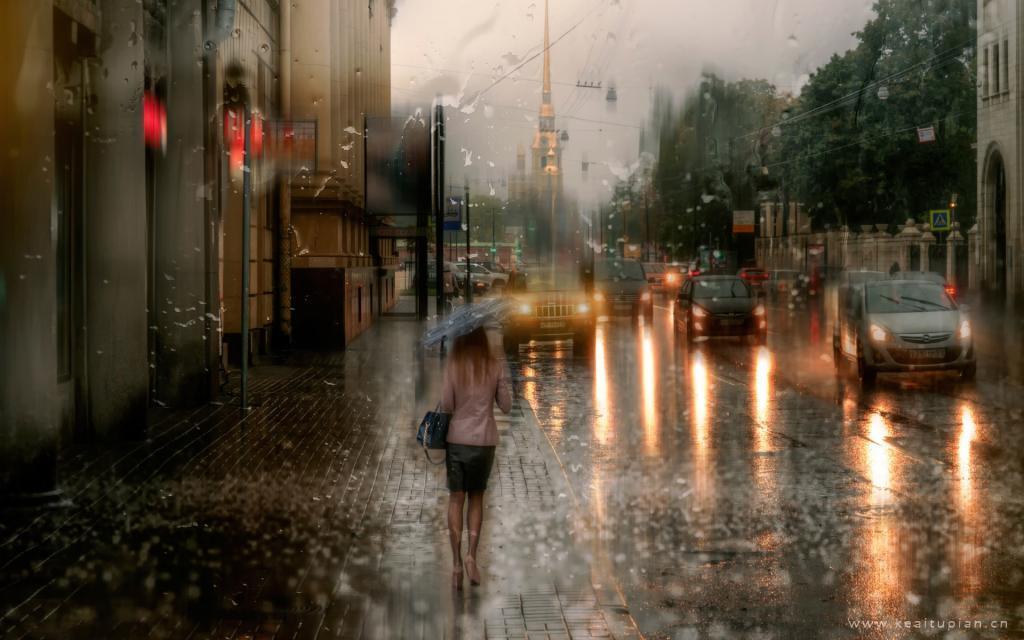 一起撑伞走过圣彼得堡的雨天图片壁纸大全