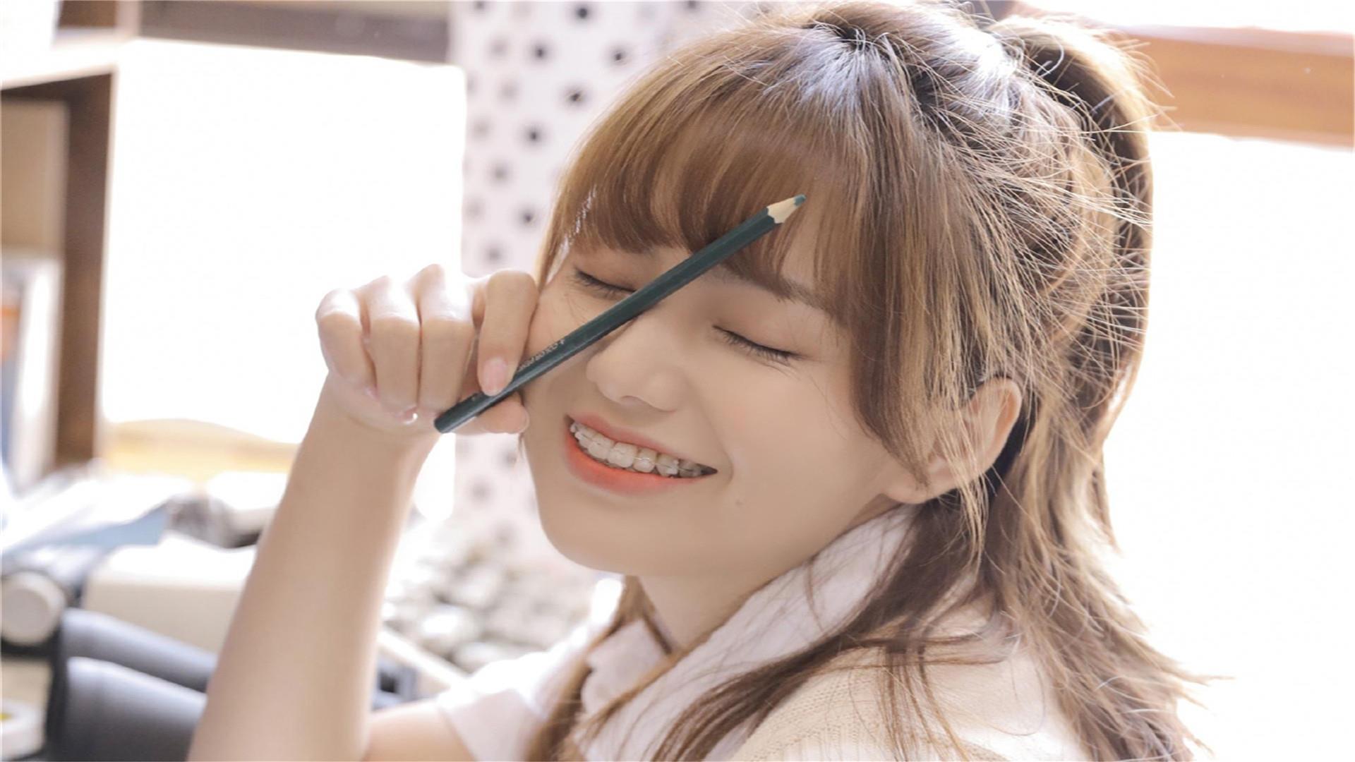 好看清纯美女可爱甜美高清图片桌面壁纸