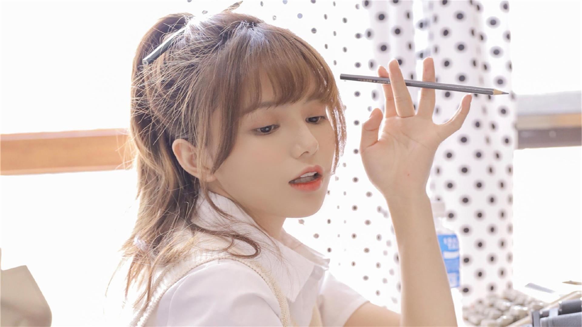好看清纯美女可爱甜美高清图片桌面壁纸
