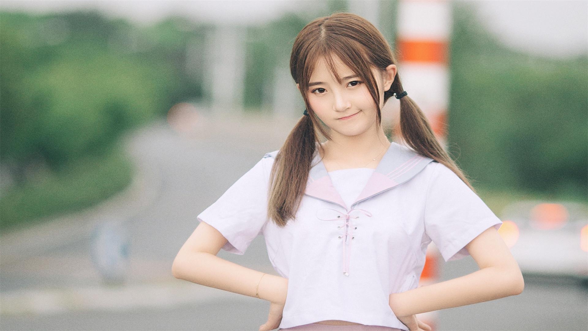 漂亮的清纯美女可爱俏皮高清图片桌面壁纸