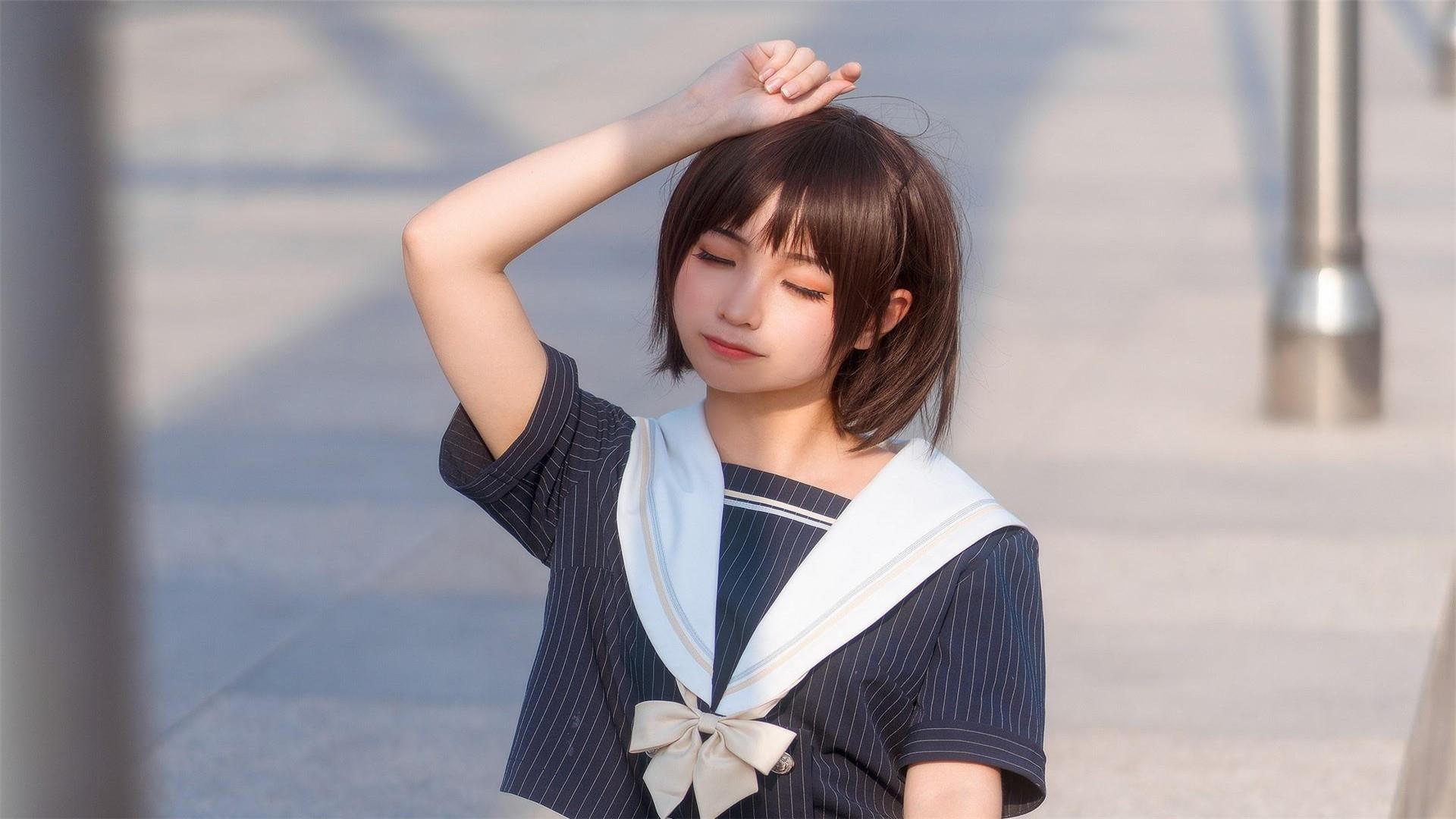 唯美清纯可爱短发美女高清图片桌面壁纸