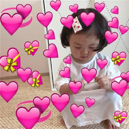 可爱搞怪萌娃微信大全2021最新 没出息给点甜头我就喜欢你图片