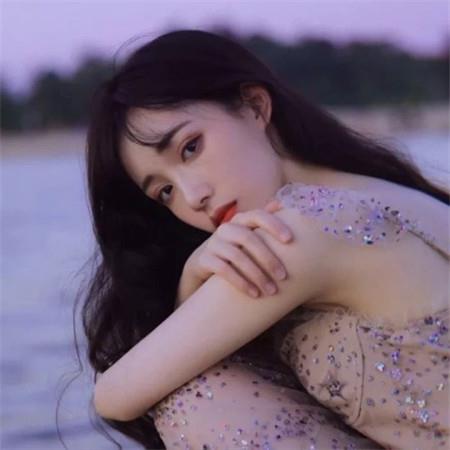 女生朋友圈背景图可爱呆萌可爱 2021受欢迎的漂亮女生图片