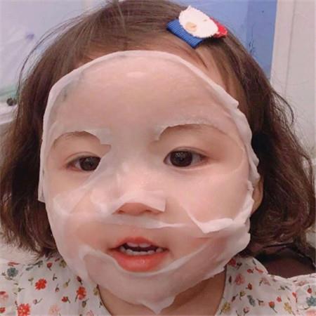 超可爱萌娃小女孩卖萌表情图片大全