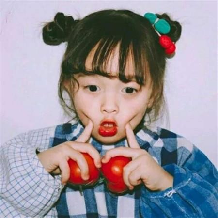 超可爱萌娃小女孩卖萌表情图片大全