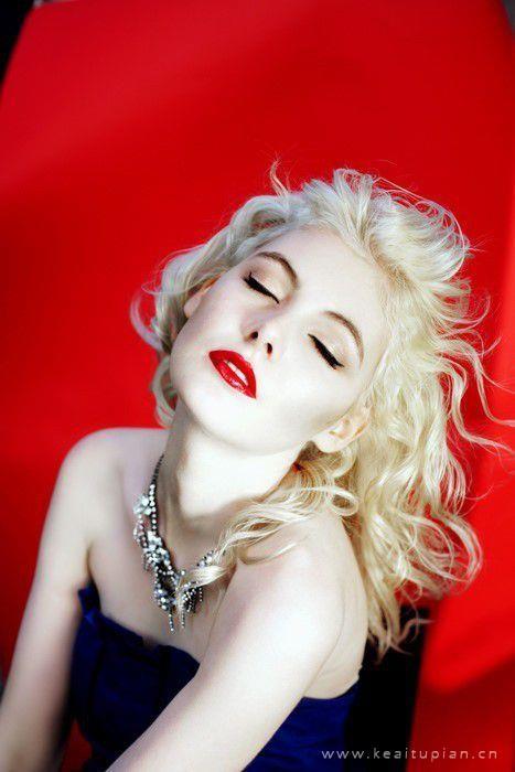 好看精美的红唇特写高清壁纸图片