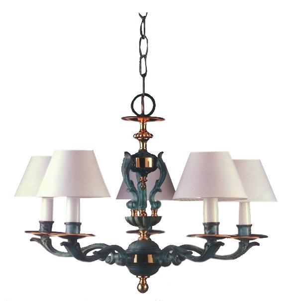 好看的白白的背景更能突出吊灯的特色图片