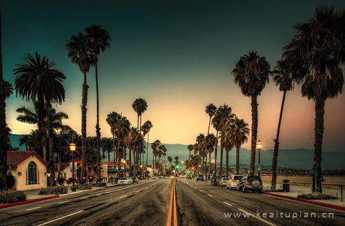 前方道路通透唯美风景壁纸图片大全