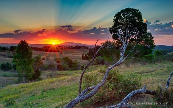 超美我们一直在等待一场优雅的日落图片