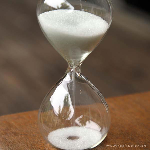 沙漏似乎在呢喃着你我的宿命图片