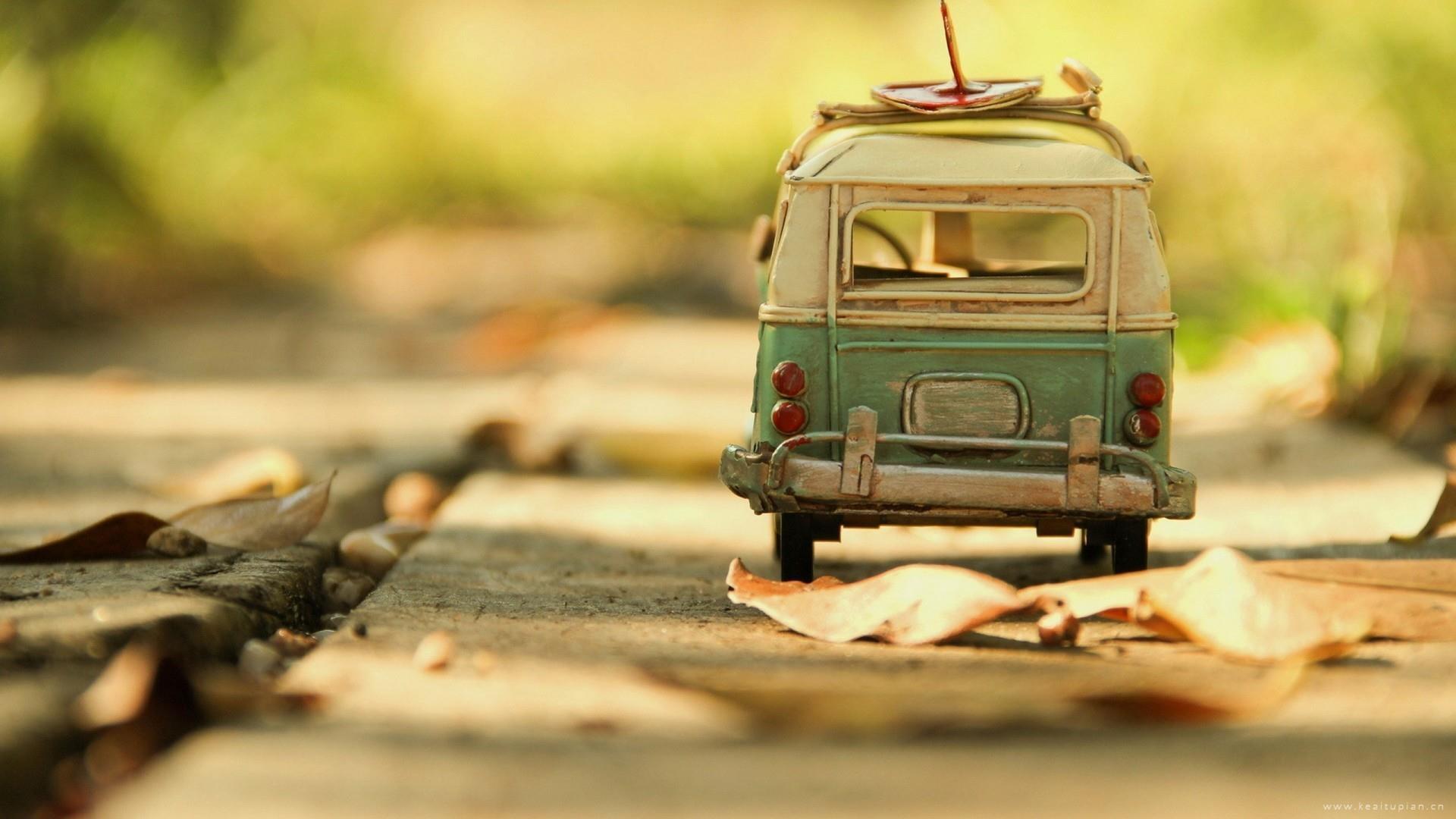 超清精致好看的小汽车电脑桌面壁纸图片大全