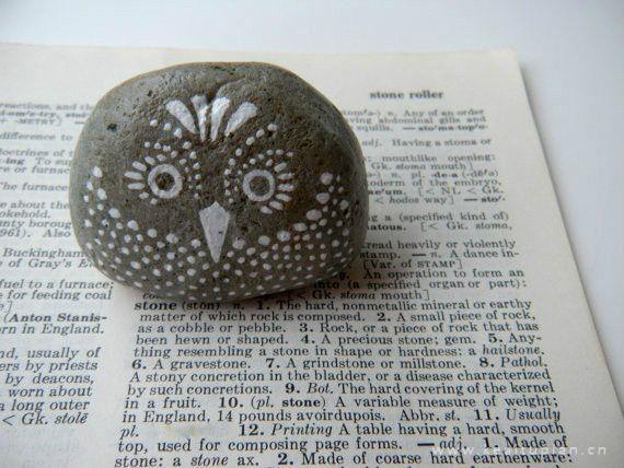 石头中有你有我有世界图片