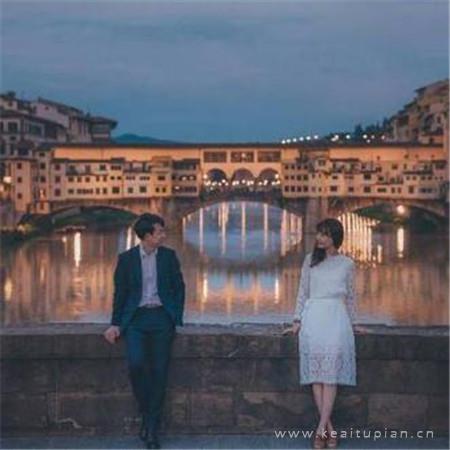 2021情侣有意境 时间很长爱会到来别慌图片