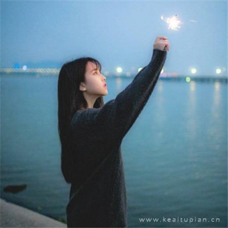 唯美超漂亮的女生朋友圈背景图 有气质的女生合集图片