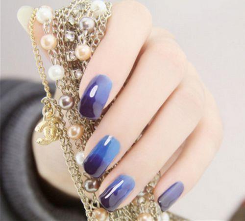 女生最喜欢的好看图案美甲图片