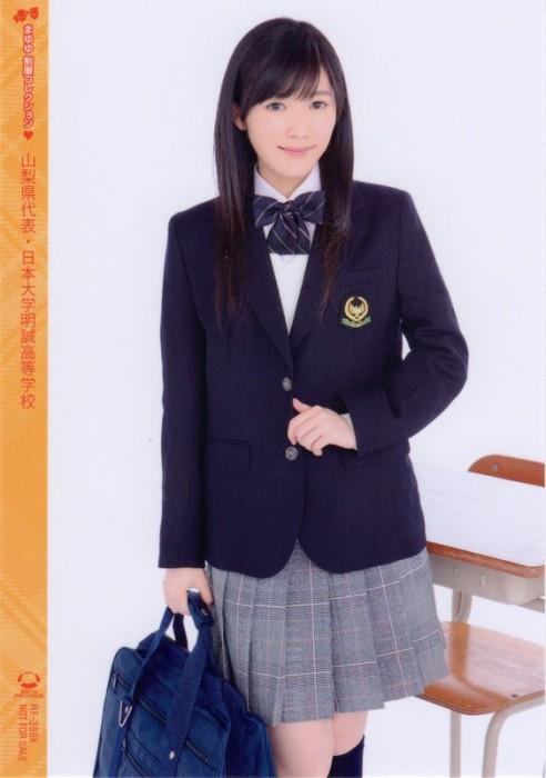 可爱唯美的日本校服女生高清写真壁纸图片