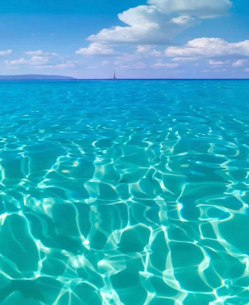 波澜起伏的碧绿海水唯美风景壁纸图片