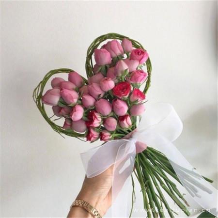 520情人节花束好看 一束鲜花浪漫高清图片