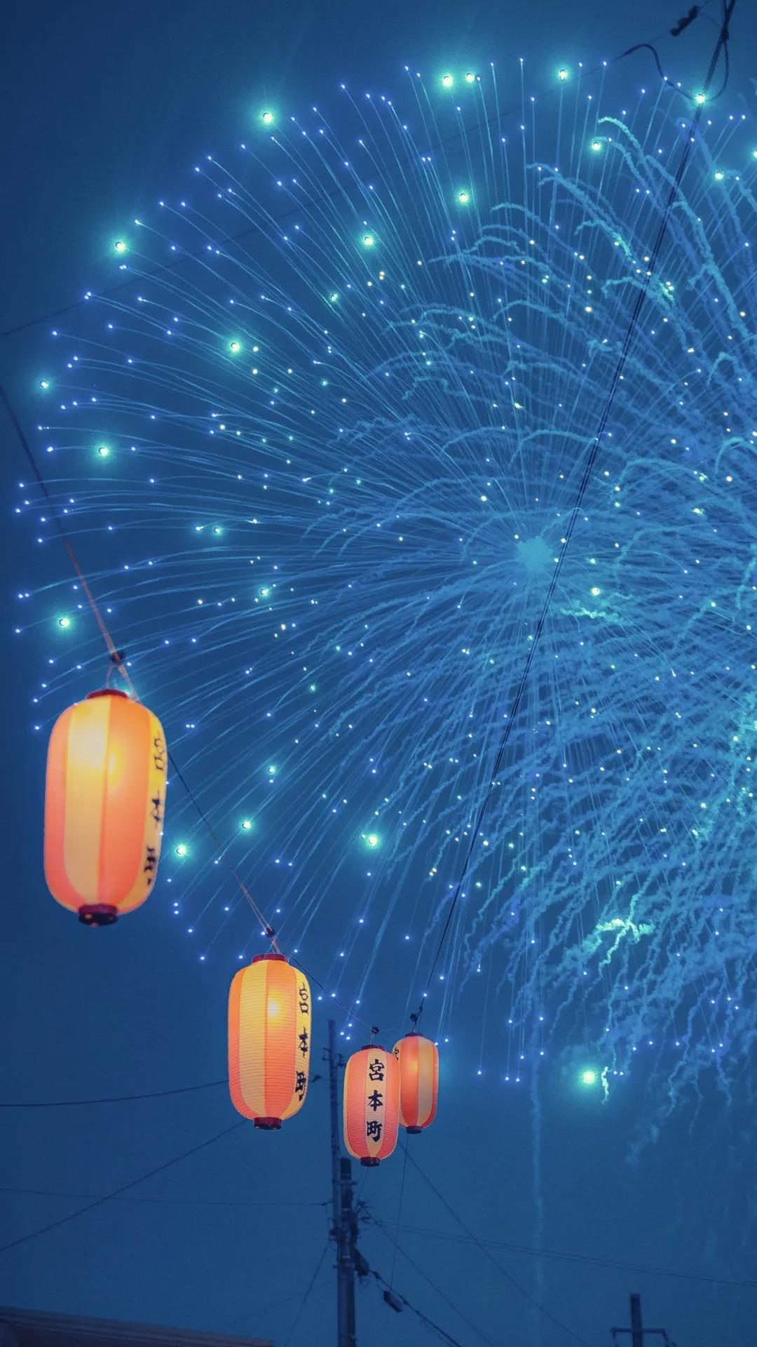 短暂热烈盛放的烟花唯美伤感手机壁纸图片