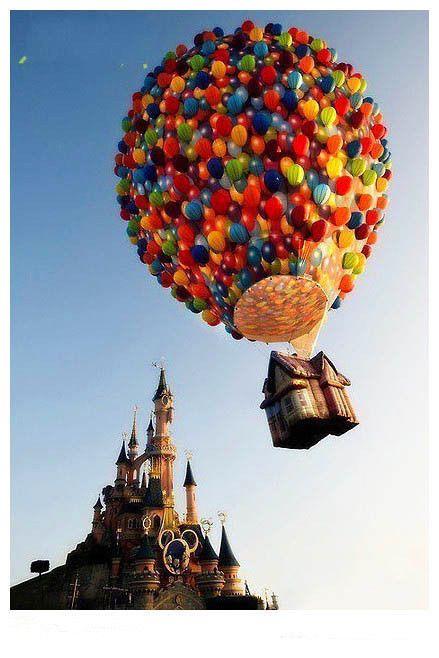 最新气球点缀了天空的颜色图片