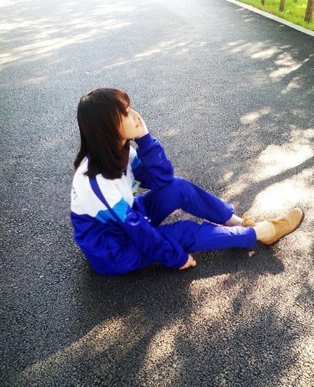 平凡的美源于校服赋予的青春气息图片