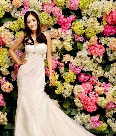 幂的幸福她终于穿上了梦寐的婚纱图片