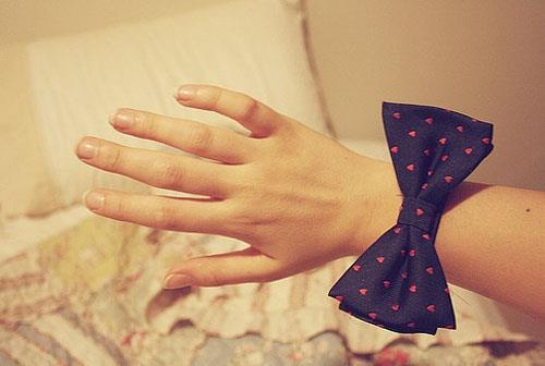 好看戴上那绚丽的蝴蝶结让你看到最美的我图片