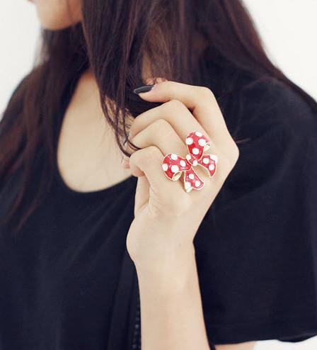 好看戴上那绚丽的蝴蝶结让你看到最美的我图片