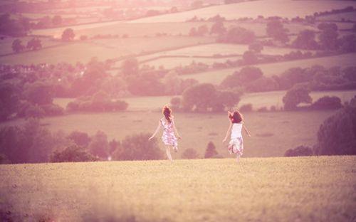 漂亮不言不语灵魂交流是我们友情特异功能图片