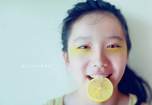 用灿烂的微笑来面对繁杂的生活图片