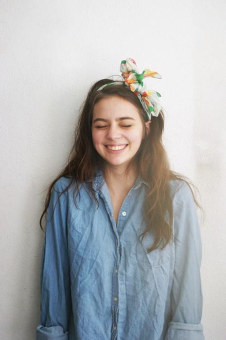 用灿烂的微笑来面对繁杂的生活图片