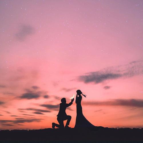 唯美夜晚影子情侣头像，有意境的创意情侣合照图片