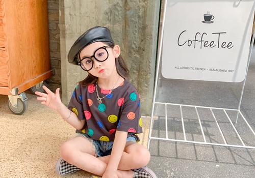 可爱小萝莉呆萌 超可爱的沈佳昕图片